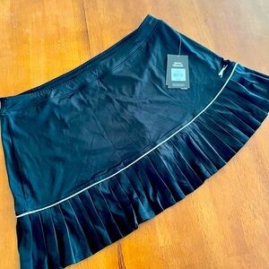 Slazenger golf pleated skort L